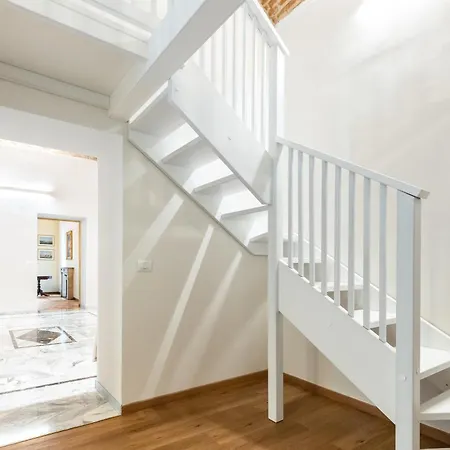 Apartman Hostdomus - San Secondo Torino